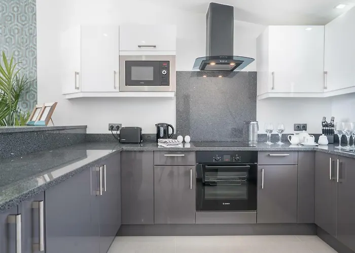Atlantic View Apartment